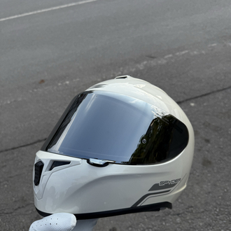 SPYDER KASK BEYAZ SİLVER VİZÖR ÇOK KALİTELİ-SADECE ŞEFFAF VİZÖR KALMIŞTIR.