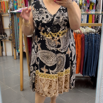 Butik Yazma Yakası İşlemeli Elbise