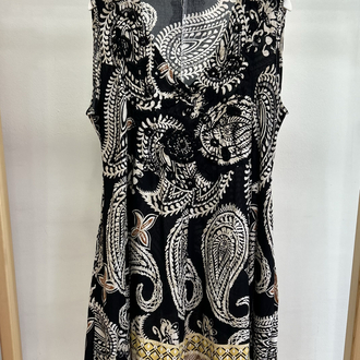Butik Yazma Yakası İşlemeli Elbise