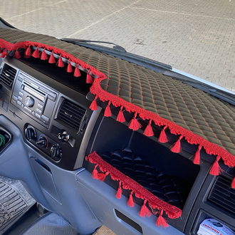 FORD TRANSİT 2007/2012 model arası SİYAH, KIRMIZI Püsküllü Torpido ÖRTÜSÜ