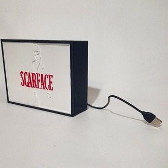 Scarface Poster Led Lightbox – Efsanevi Film Sahnesi Artık Senin Odanda