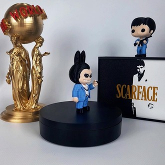 Scarface Tony Montana Labubu – Tony Montana Koleksiyonluk Dekor