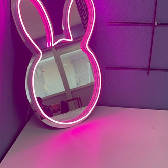 Neon Işıklı Tavşan Ayna