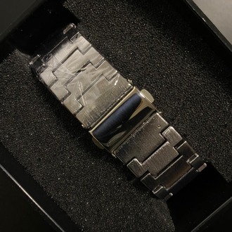Erkek Kol Saati 40 mm – Siyah Desenli Kadran, Çelik Kordon, Tarih Göstergeli Quartz