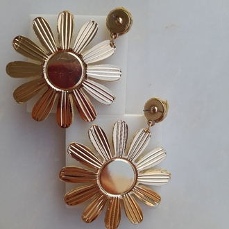 Hasır Papatya Model Bej Renk Küpe 