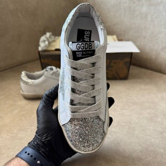 Golden Goose Deluxe Sneaker