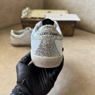 Golden Goose Deluxe Sneaker