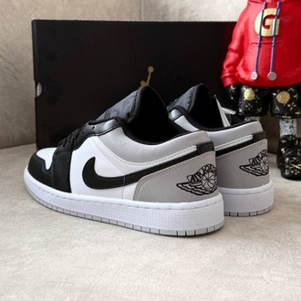 Nike Air Jordan | Black Smoke