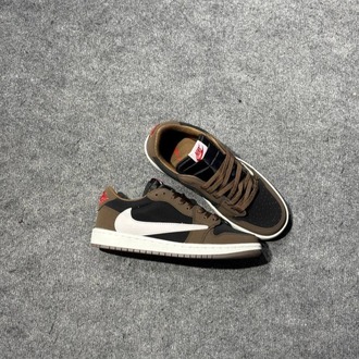 NİKE AIR JORDAN 1 LOW x TRAVİS SCOTT CACTUS JACK