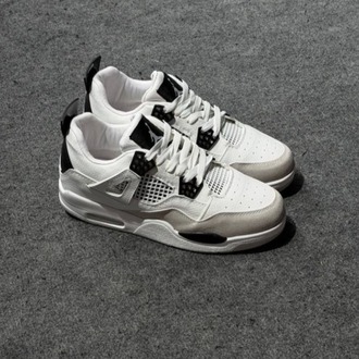 NİKE AIR JORDAN 4 RETRO MILITARY BLACK
