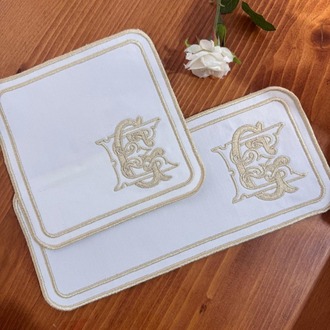Keten kumaş ikili örtü seti monogram nakışlı