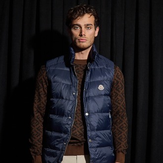 Moncler Yelek