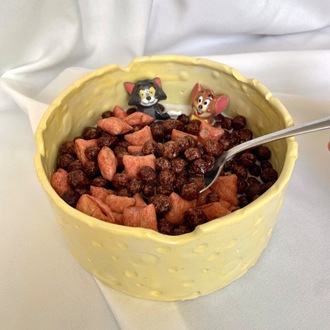 El yapımı Tom ve Jerry figürlü seramik kase