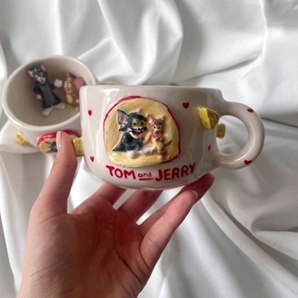 El yapımı Tom and Jerry figürlü seramik kupa