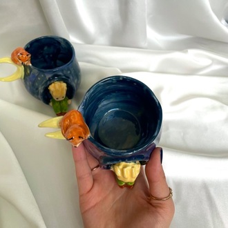 El yapımı küçük prens figürlü seramik kupa
