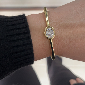 NuMu Jewelry | Ovalframe Gold Cuff ✨