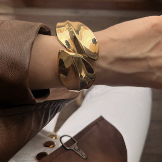 NuMu Jewelry | Petal Cuff ✨