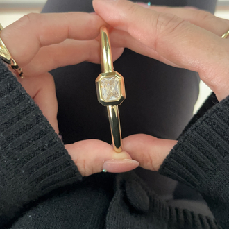 NuMu Jewelry | Iceframe Gold Cuff ✨