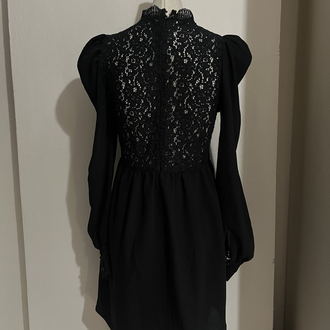 Lace detailed goth dress