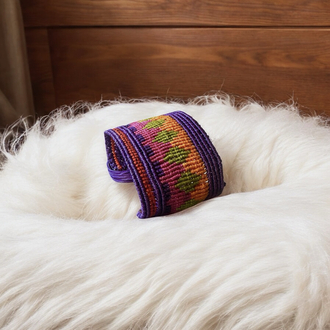 Kilim desenli manşet bileklik