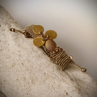Gold makrome bileklik