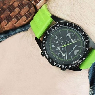 Emporio Armani AR6115 Erkek Kol Saati – Siyah Kadran / Yeşil Kauçuk / 5 ATM