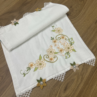 1 adet 30x50 cm el emeği iğne oyası mutfak havlusu