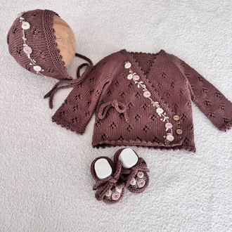 İşlemeli bebek hırka set