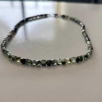 prehnite kolye