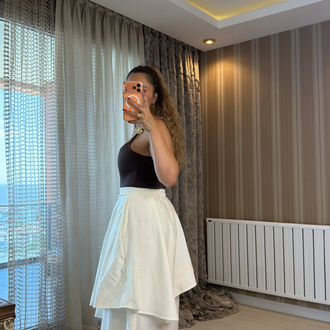 Beyaz etek