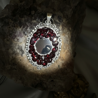 Garnet taşlı Ayna kolye