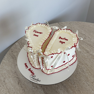 Bestie Cake