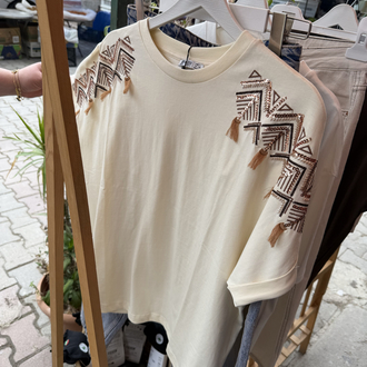 Etlik desenli tişört