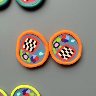 Loco Studs - Neon Orange