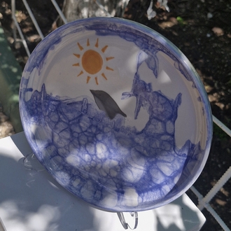 Güneşe Doğru Yüzen Yunus Balığı Seramik Tabak 22 cm