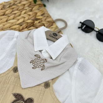 ERKEK BEBEK PAMUKLU ÇIKARILABİLİR ÖNLÜK AKSESUARLI 3 PARÇA TULUM
