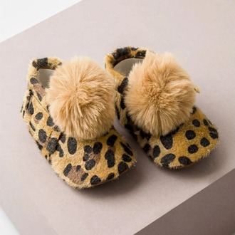 KIZ ÇOCUK LEOPAR DESENLİ AYAKKABI 