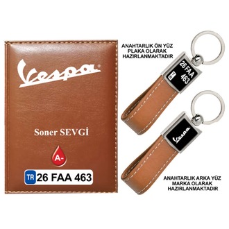 Plakanıza Özel Vespa Logolu Ruhsat Kabı ve Anahtarlık 4 Renk Seçeneği Mevcuttur.