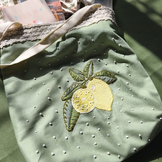 Dantel detaylı, punch limon nakışlı çanta