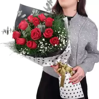 11 KIRMIZI GÜL BUKETİ