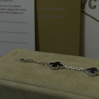 Van Cleef Siyah