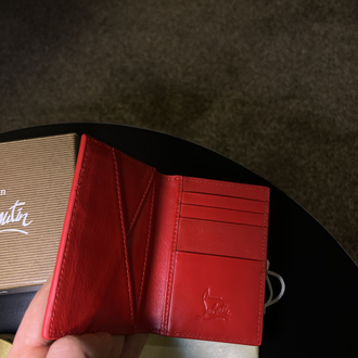 Louboutin Kartlık