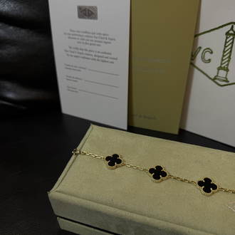 Van Cleef Siyah (Gold Zincir)