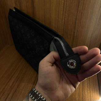 Louis Vuitton Clutch