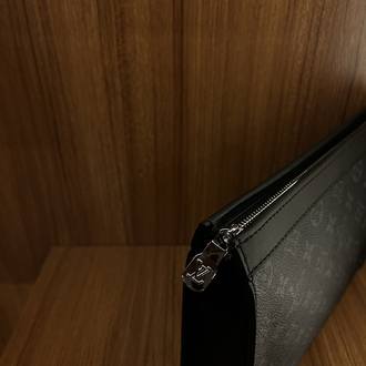 Louis Vuitton Clutch
