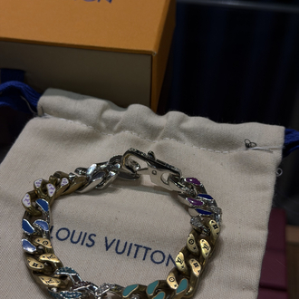 Louis Vuitton Chain