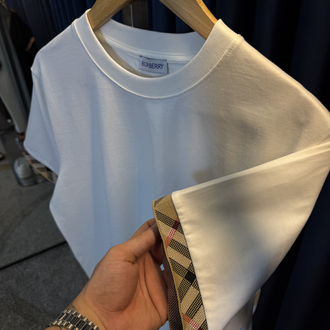 Burberry T-Shirt
