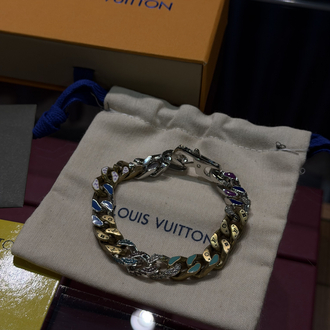 Louis Vuitton Chain