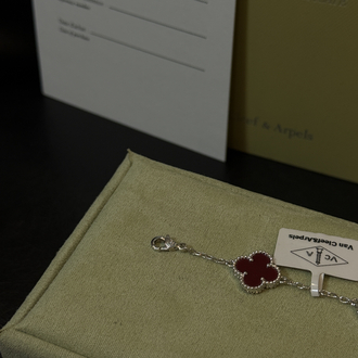 Van Cleef Kırmızı