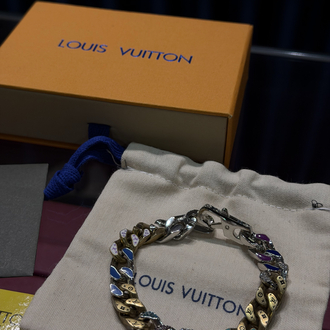 Louis Vuitton Chain